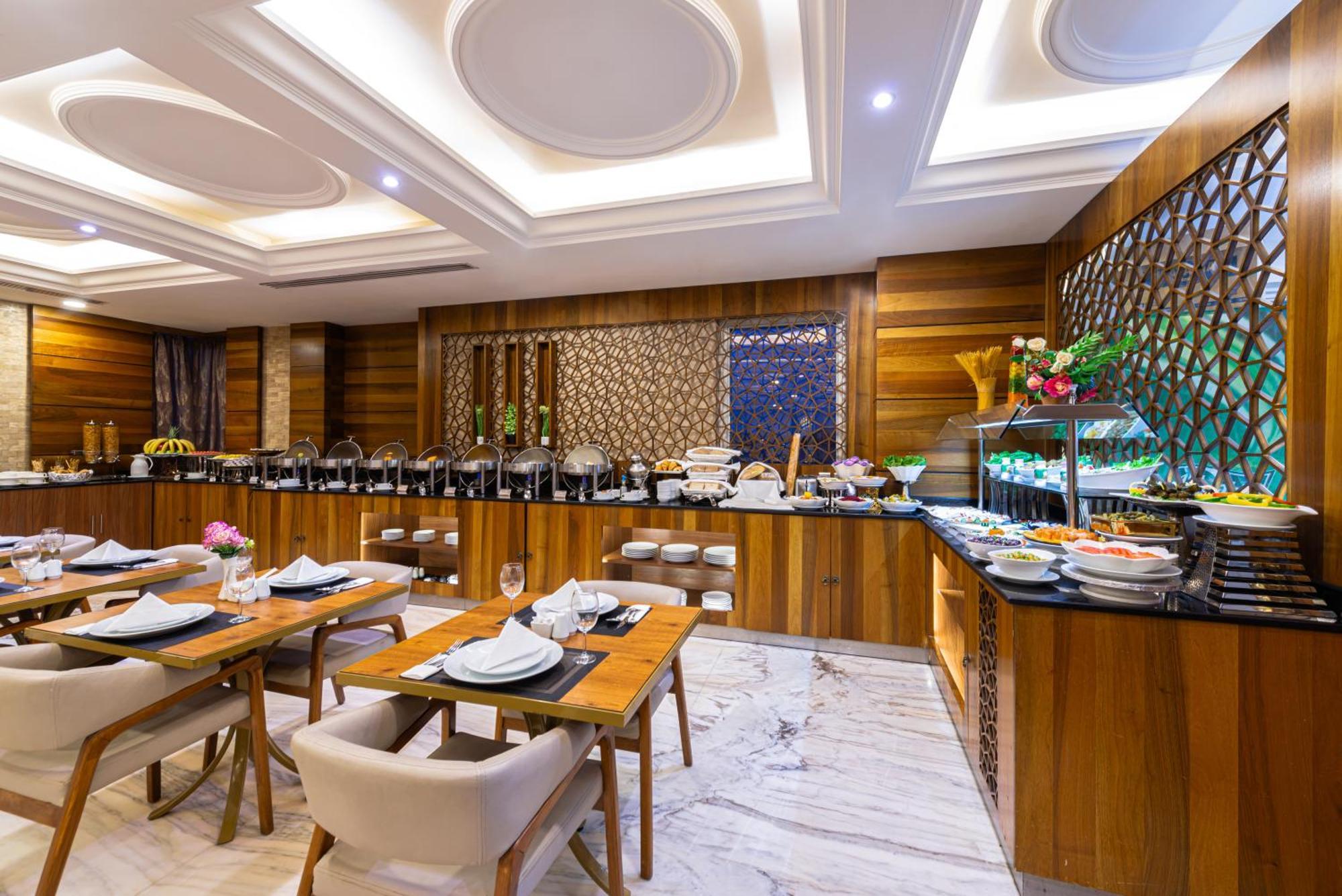 Crowne Rose Alsahafa Hotel Riyadh Exterior photo